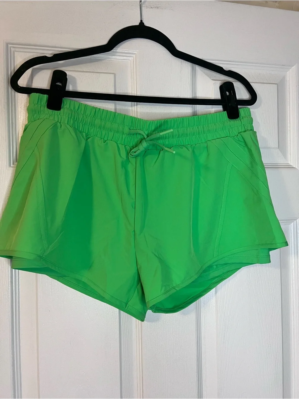#818 NWT ZYIA Active Velocity Lined Running Shorts Neon Green Large